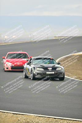 media/Jan-26-2025-CalClub SCCA (Sun) [[cfcea7df88]]/Group 1/Race/